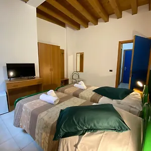 Pensjonat Casa Santa Caterina E Sant Antonio Padwa