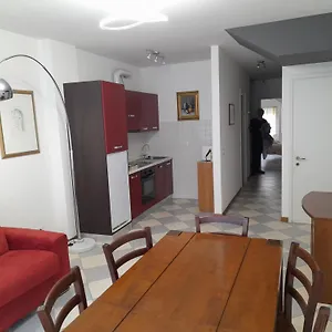 Apartment Casa Valerio, Varenna